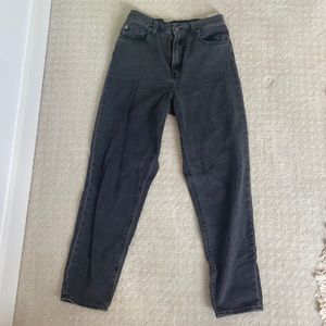 levi’s high rise jeans